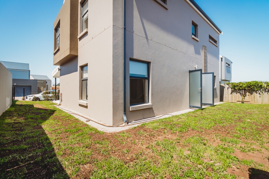 3 Bedroom Property for Sale in Kraaibosch Park Western Cape